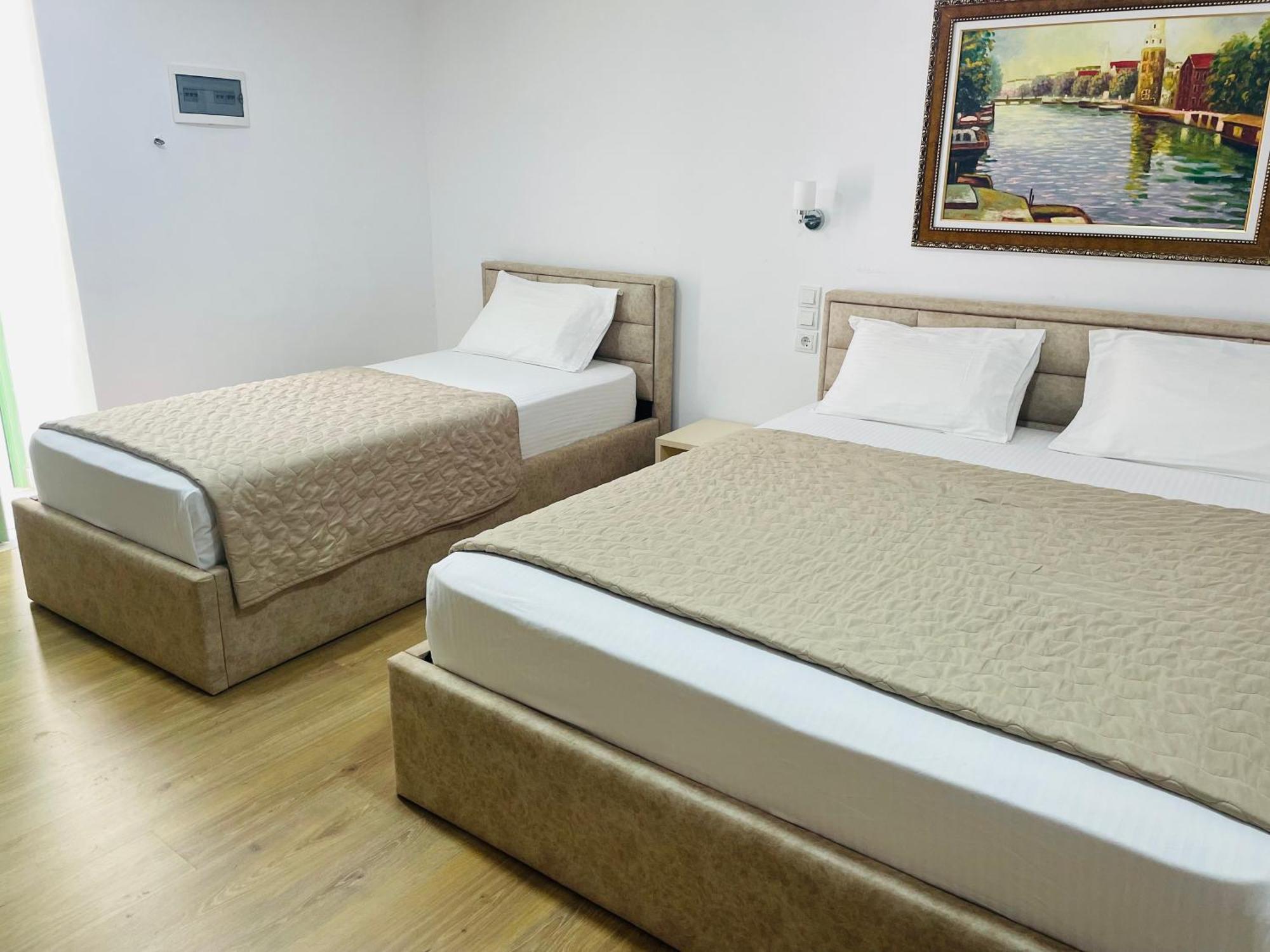 Guesthouse Near The Castle Of Himarë Dış mekan fotoğraf